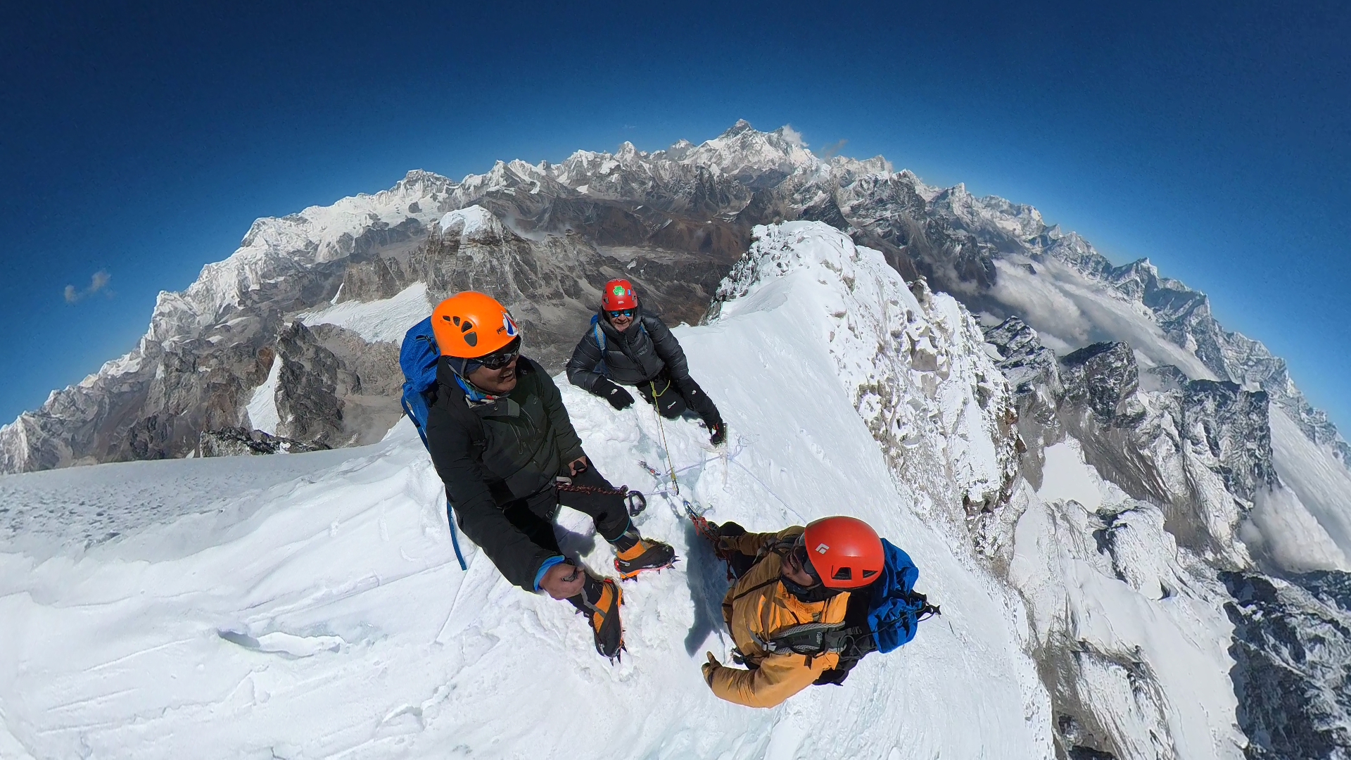  package name : Cholatse Peak Expedition: A Technical Climb for Elite Mountaineers