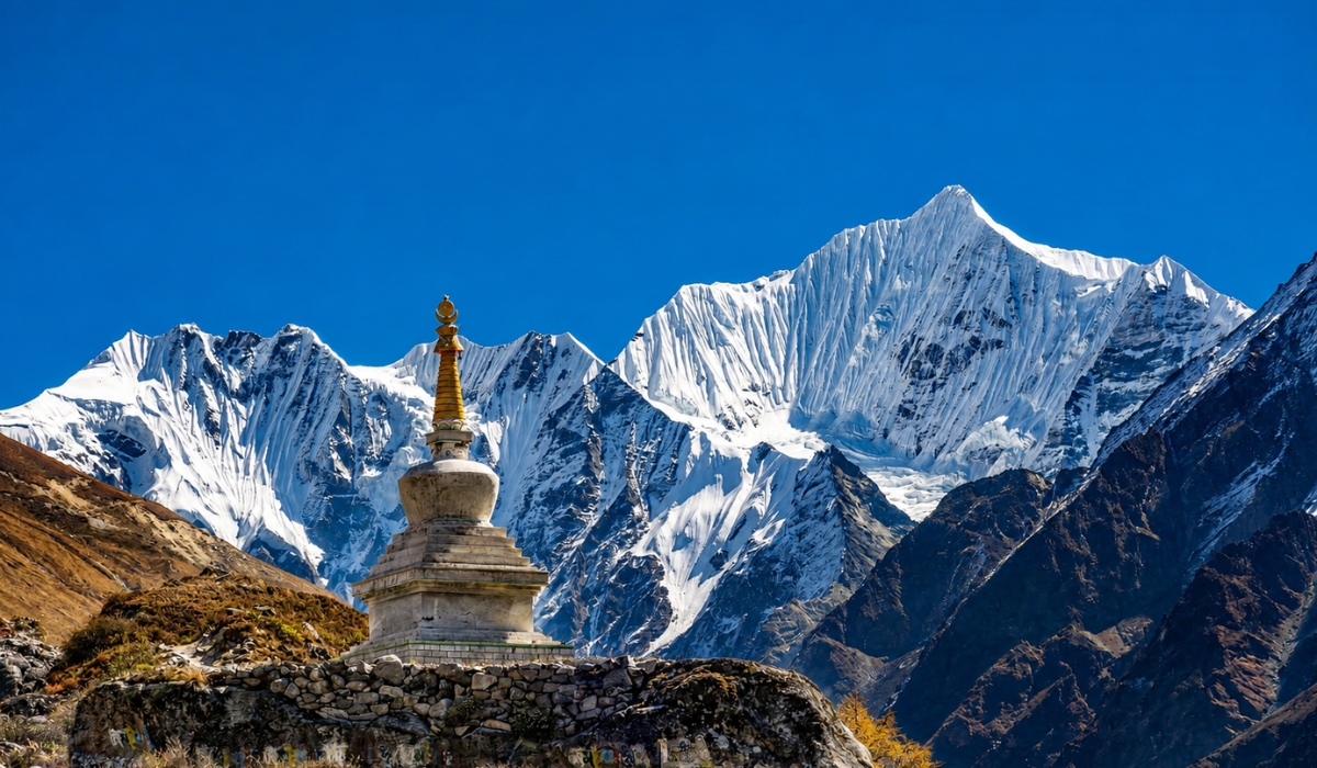 https://www.alpinistclub.com/category/trekking - Explore Nepal